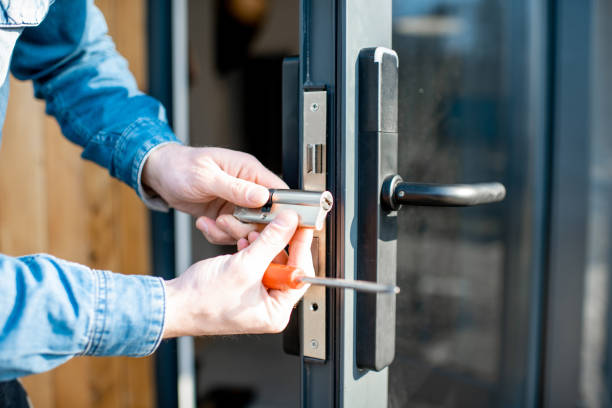 Tips To Choose Professional Modern and Trusted Locksmith Service